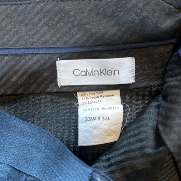 CALVIN KLEIN DRESS PANTS SIZE(33/32) - Picture 5 of 5